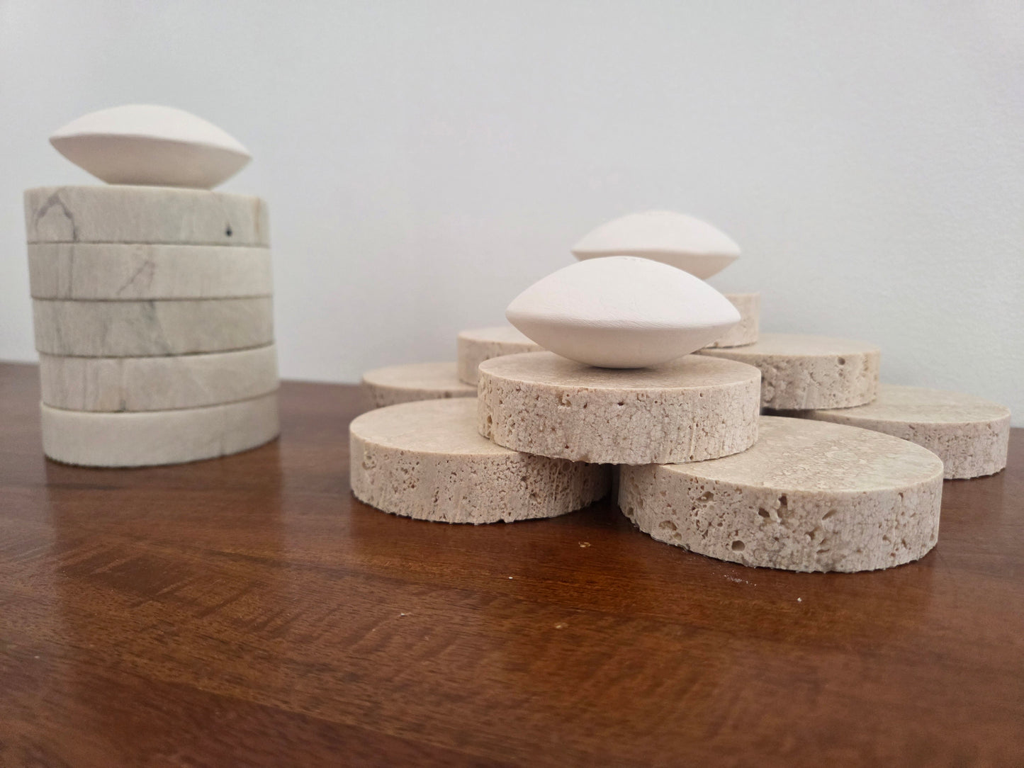 Stone diffuser with Travertine Base